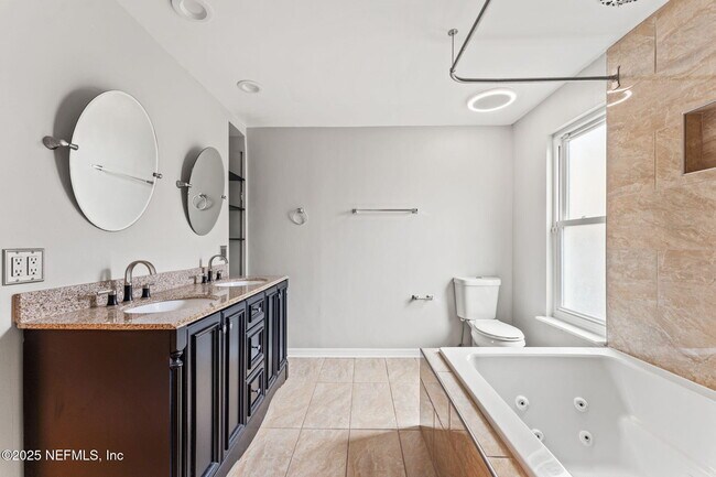 Building Photo - 8379 Chason Rd W