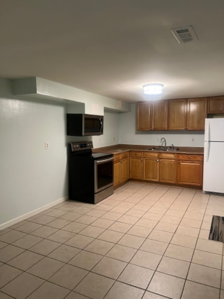 Primary Photo - 3123 Calverton Blvd