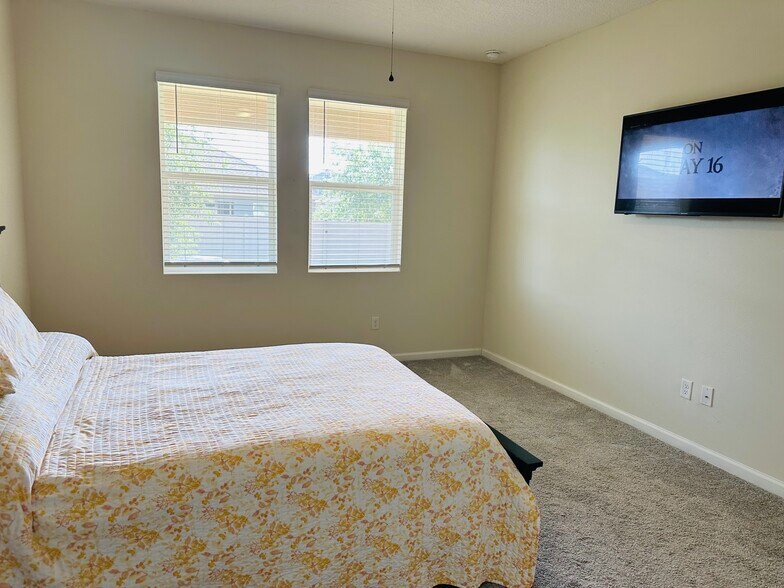 Building Photo - 1818 Black Maple Pl