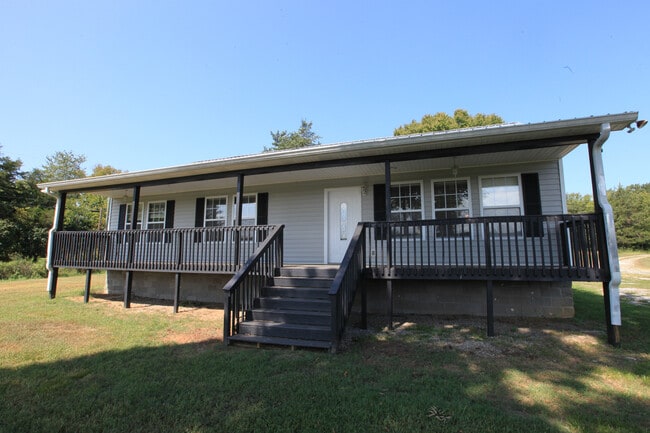 Building Photo - 1042 Murray-Kittrell Rd