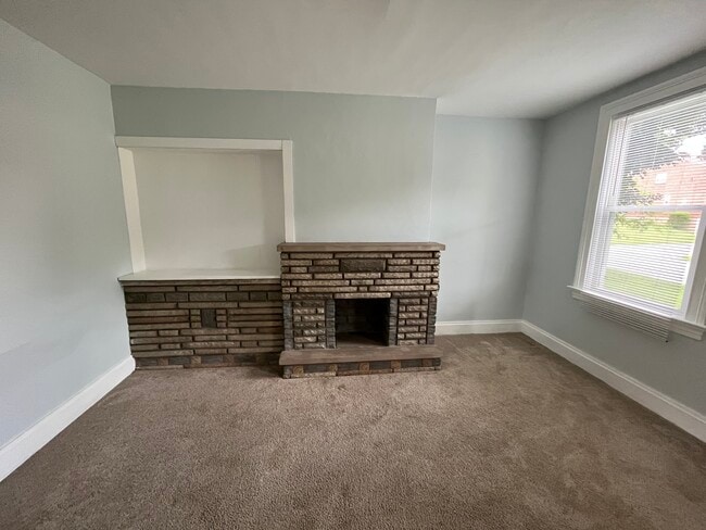 Building Photo - 301 Soose Rd