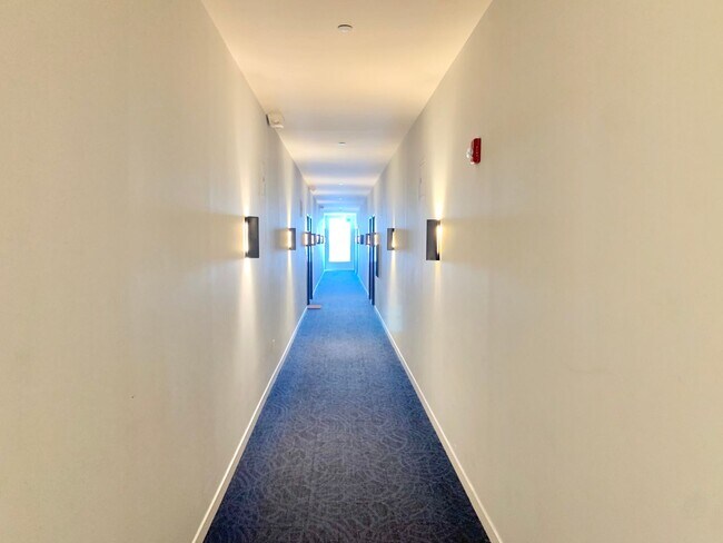 Building Photo - 2BR/2BA Inner Mission Boutique Condo w/Parking, Storage, Laundry – PROGRESSIVE