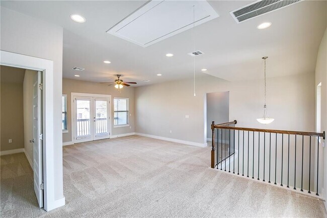 Building Photo - 9305 McKnight Lp