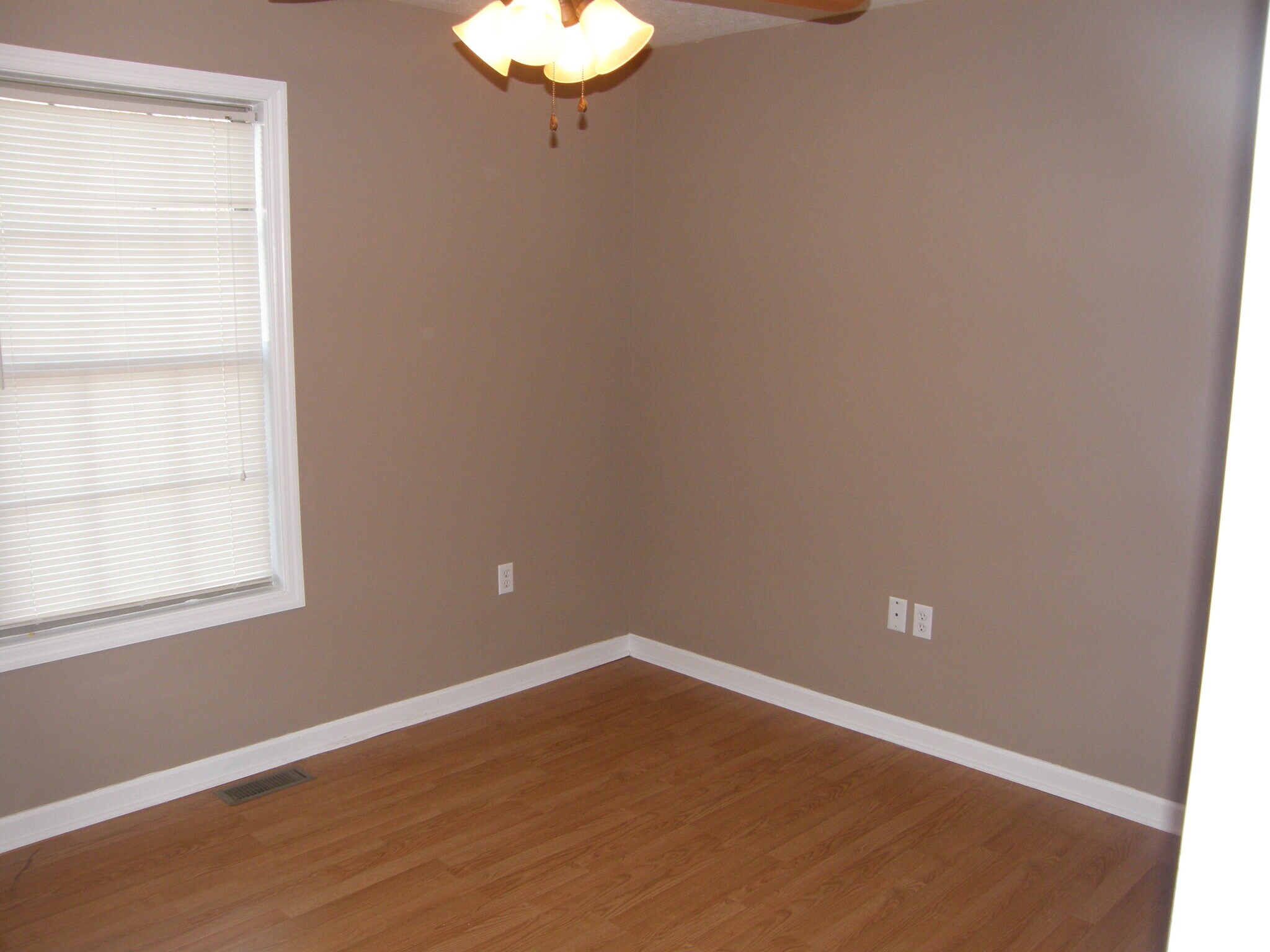 Building Photo - 168 Dunbar Ln
