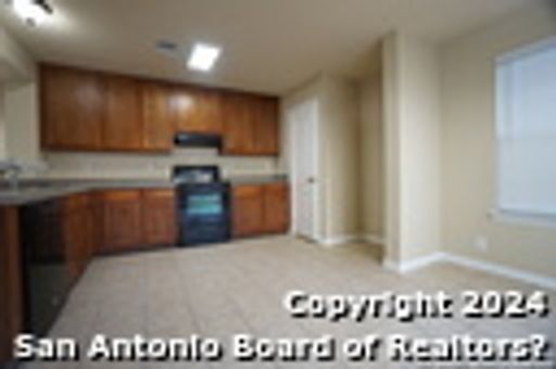Building Photo - Beautiful Home in Villas of Bridgewood