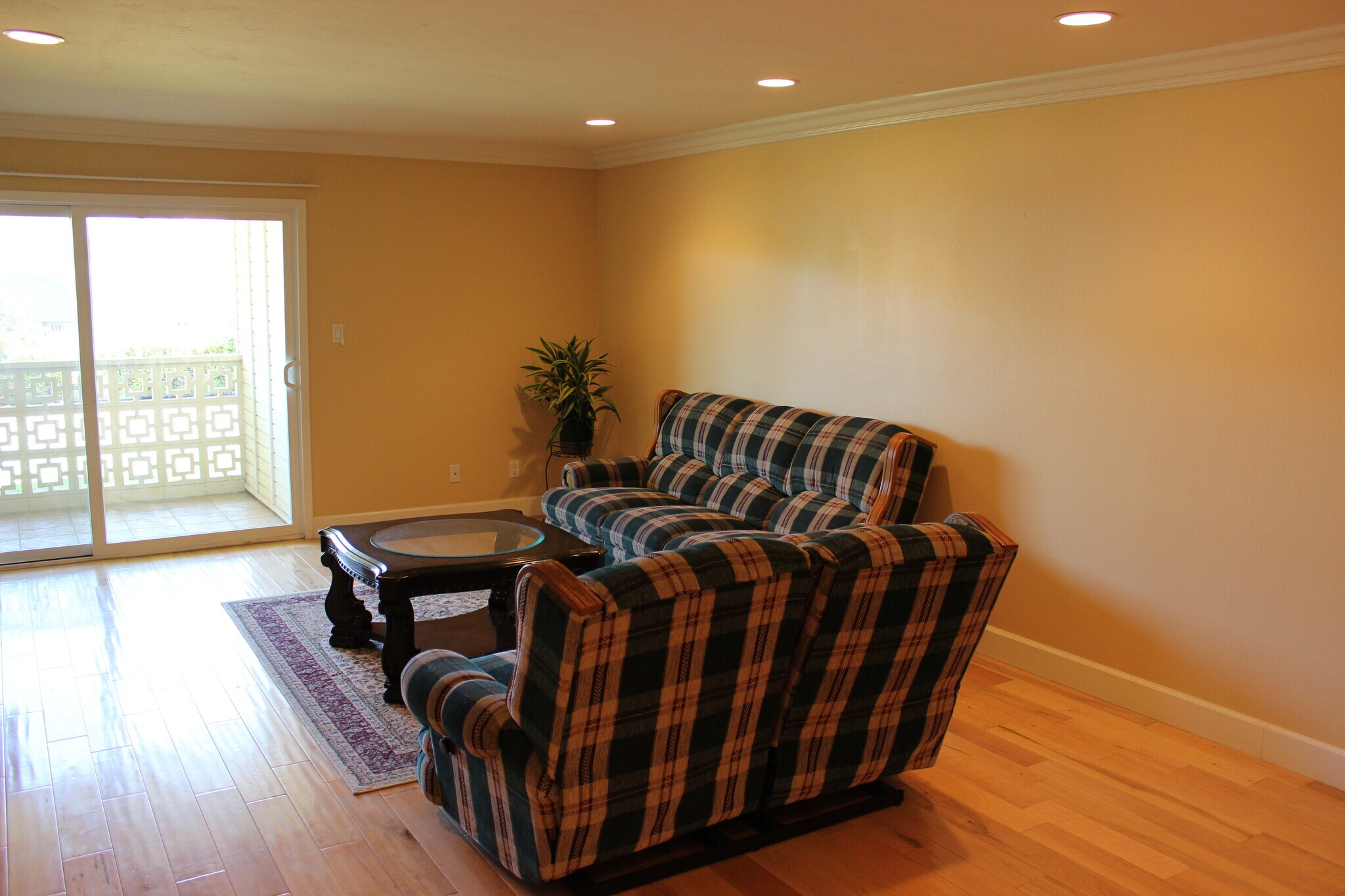 Building Photo - 1009 La Pluma Ct