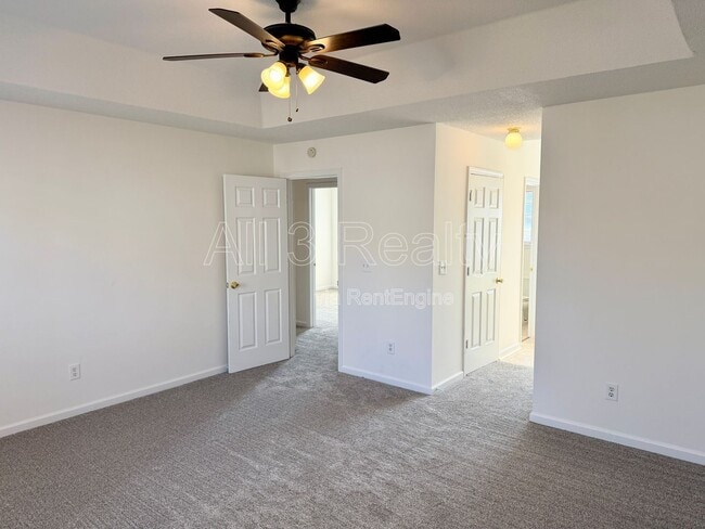 Building Photo - 5519 Lofwood Ln