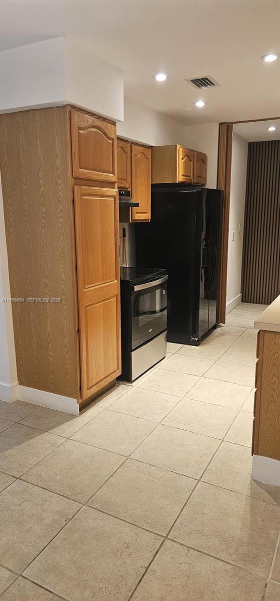 Building Photo - 6350 SW 3rd St