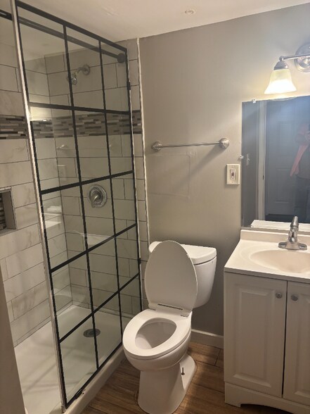 Building Photo - 1201 Franklin Ave