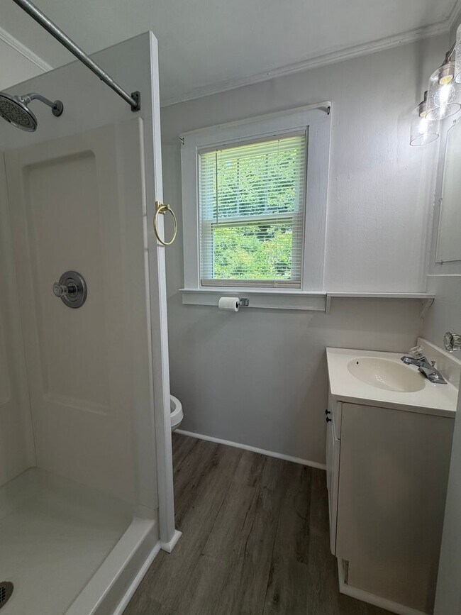 Building Photo - Exclusively Offered by Muse Realty Rentals, LLC
