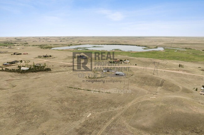 Building Photo - 3348 Hales Ranch Rd