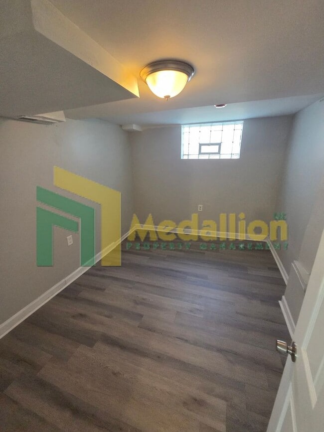 Building Photo - 8724 S Eggleston Ave