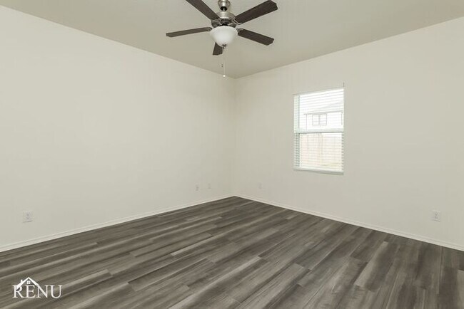 Building Photo - 5202 Dawn Break