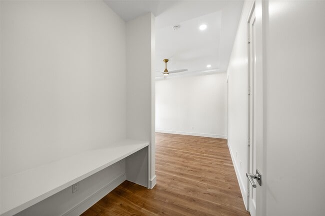 Building Photo - 1839 Colquitt St