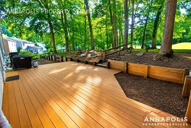 Building Photo - 528 Bay Green Dr