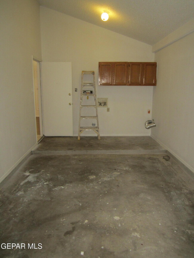 Building Photo - 11804 Kings Arms Ct