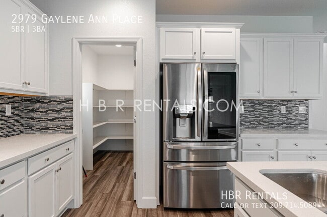 Building Photo - 2979 Gaylene Ann Pl