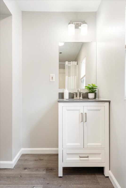 Building Photo - 57 E Heath St