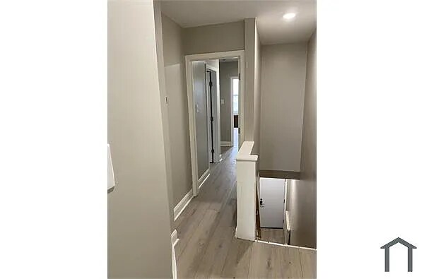 Building Photo - 2144 Bridge St