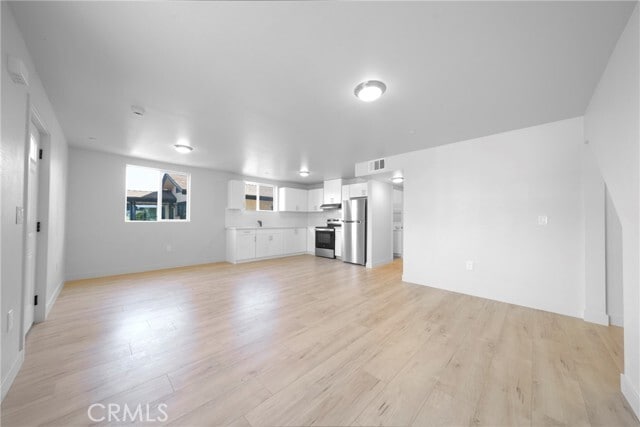 Building Photo - 236 W 84th Pl