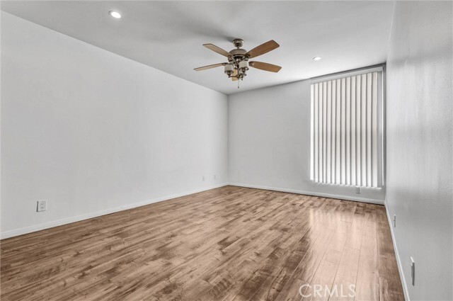 Building Photo - 320 S Gramercy Pl