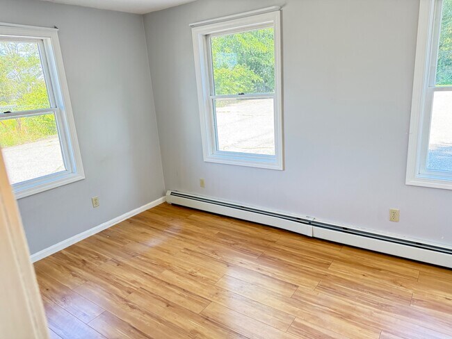 Building Photo - 223 Cony Rd