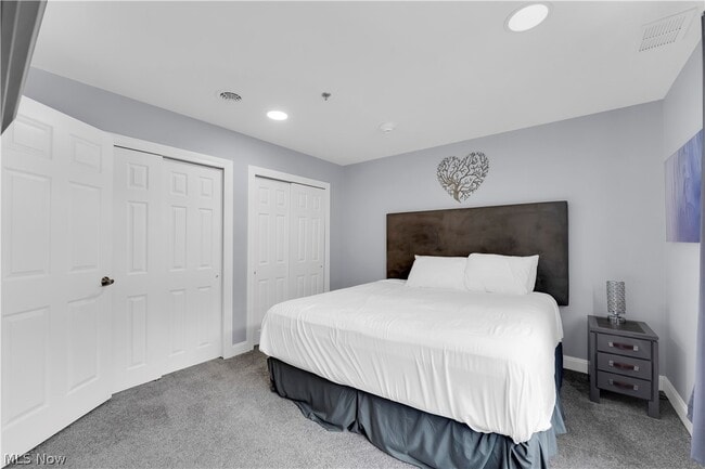 Building Photo - 797 E Market St