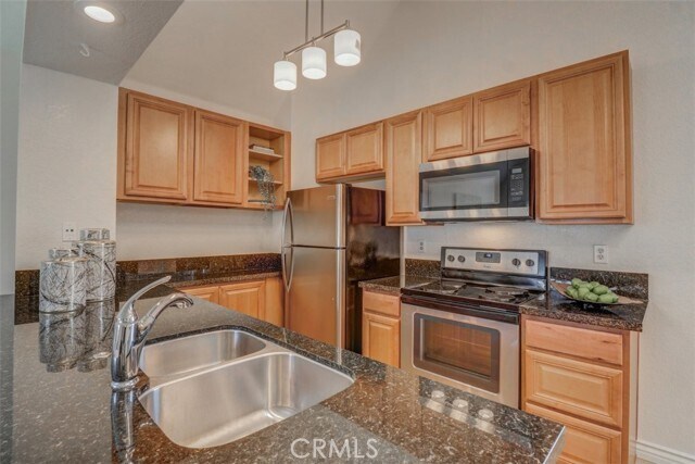 Building Photo - 2 Aruba St