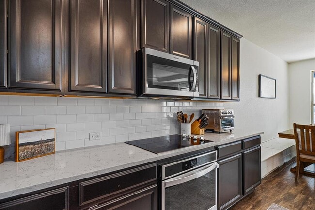 Building Photo - 124 Northern Harrier Ct