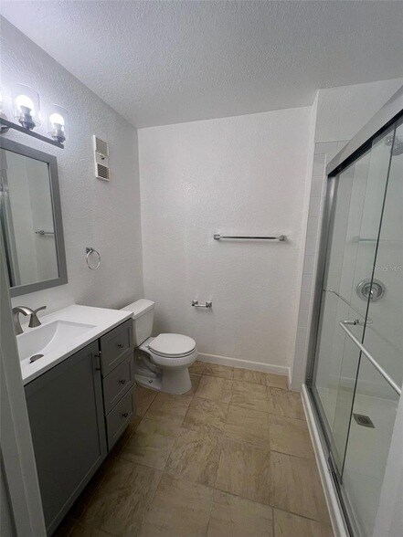 Building Photo - 13036 Mulberry Park Dr