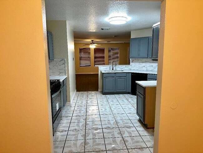 Building Photo - 1375 Hitchin Ln