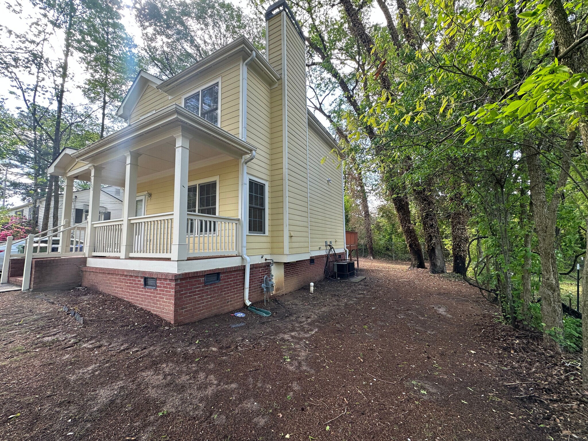 Building Photo - Room in Single Family Home on Godfrey Dr NW