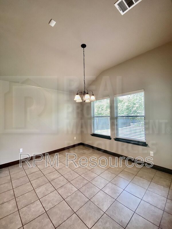 Building Photo - 9021 SW 55th St