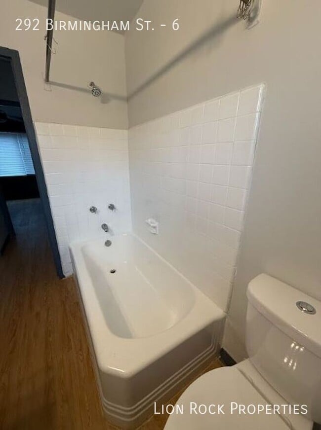 Building Photo - 292 Birmingham St