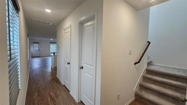 Building Photo - 21575 Carosella Dr