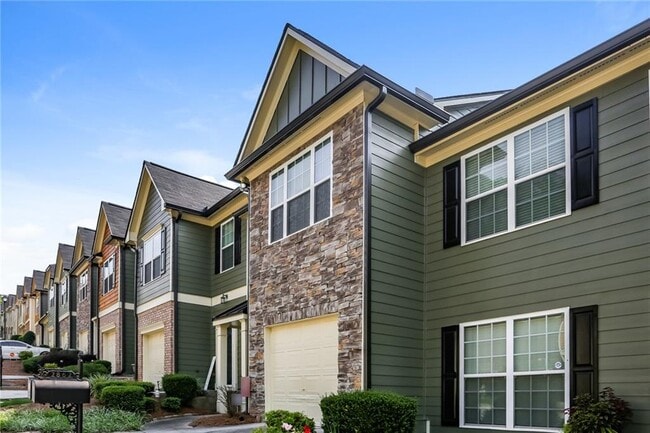 Building Photo - 2860 Ridgeview Dr