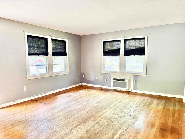 Building Photo - 1125 Perkins Rd