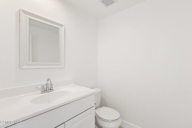 Building Photo - 4220 Lost Hills Rd