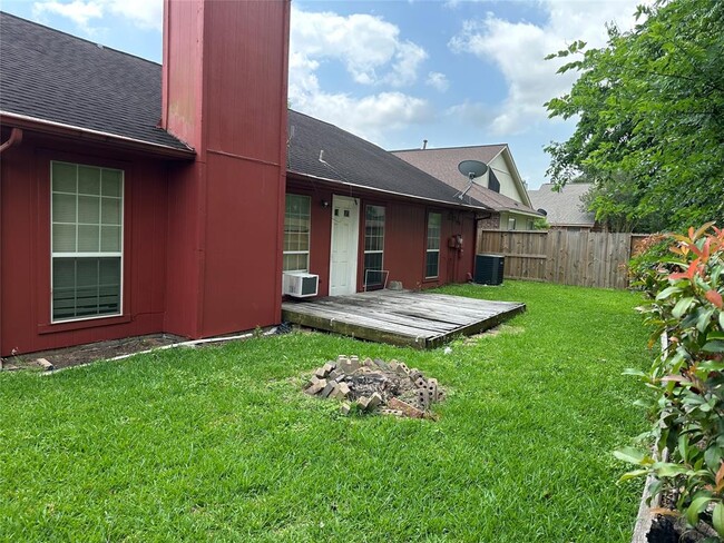 Building Photo - 3210 Settlers Way Blvd