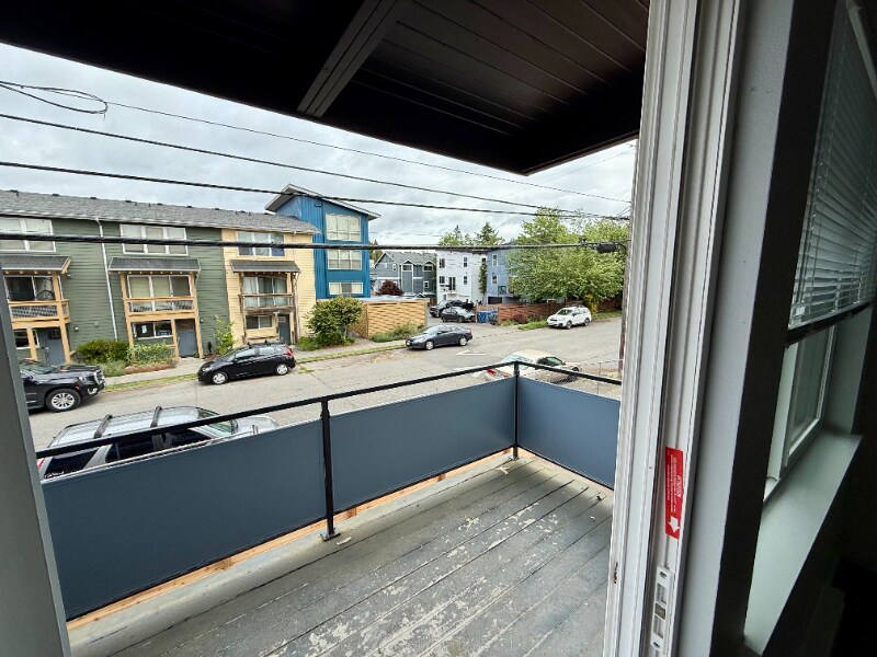 Building Photo - 1725 SW Barton St