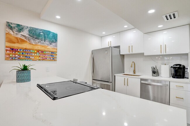 Building Photo - 755 Dotterel Rd