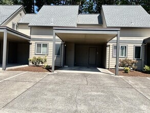 Building Photo - 1232 SW Maple Tree Ct