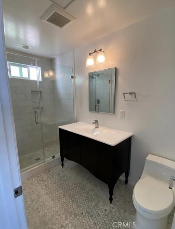 Building Photo - 577 S Coast Hwy