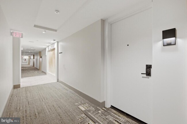 Building Photo - 925 N Fairfax St