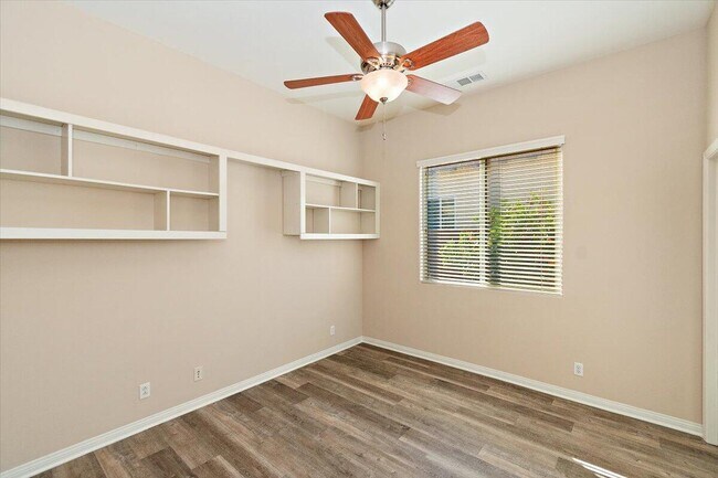 Building Photo - 80215 Queensboro Dr