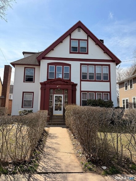 Building Photo - 804 Edgewood Ave