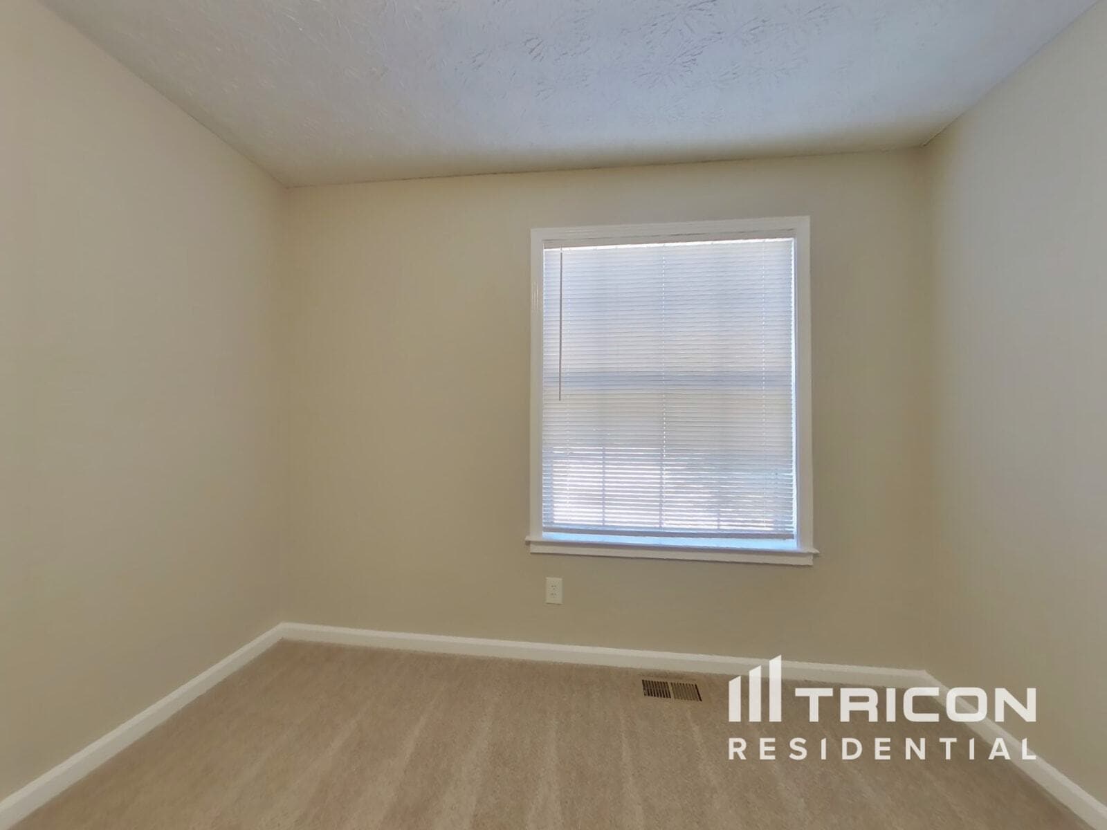 Building Photo - 93 Linville Pointe