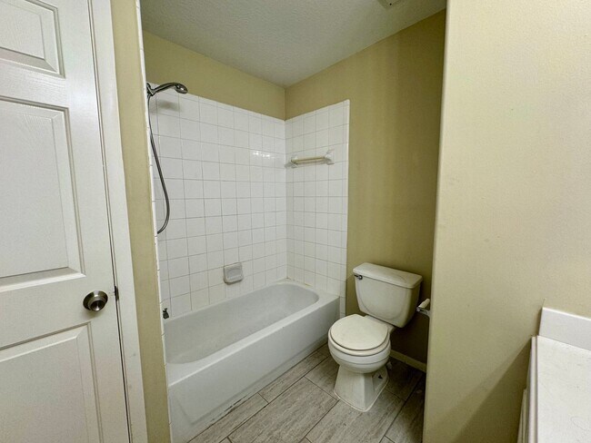 Building Photo - Bear Creek’s Best: A Beautiful Abode!