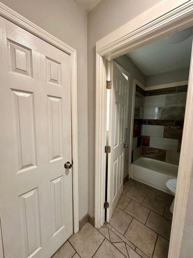 Building Photo - 3721-3727 Ogg Ave