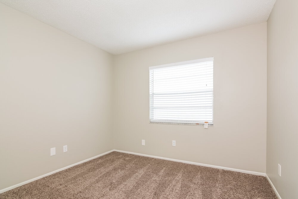 Building Photo - 545 5th St SE